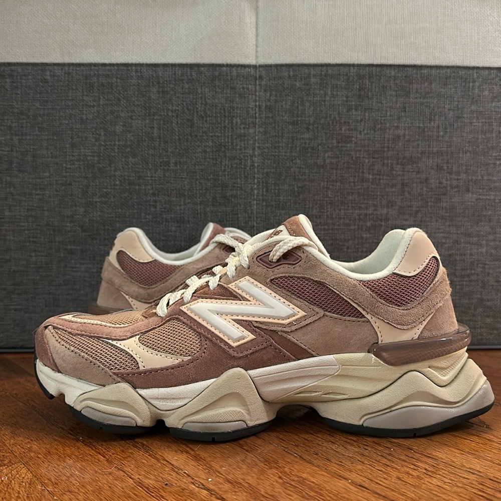 Limited Edition Colorway New Balance 9060.